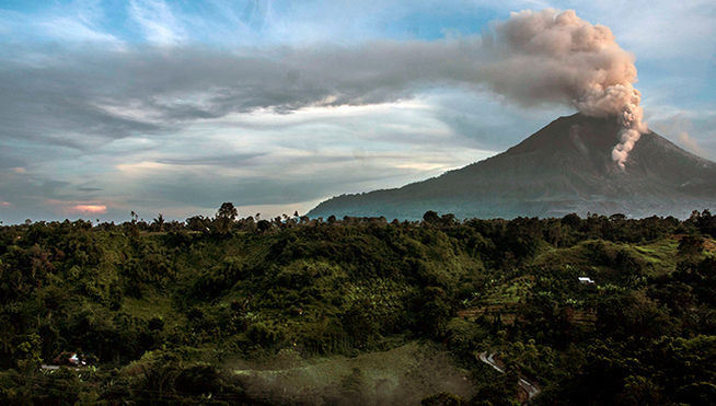  Volcán Sinabung  
