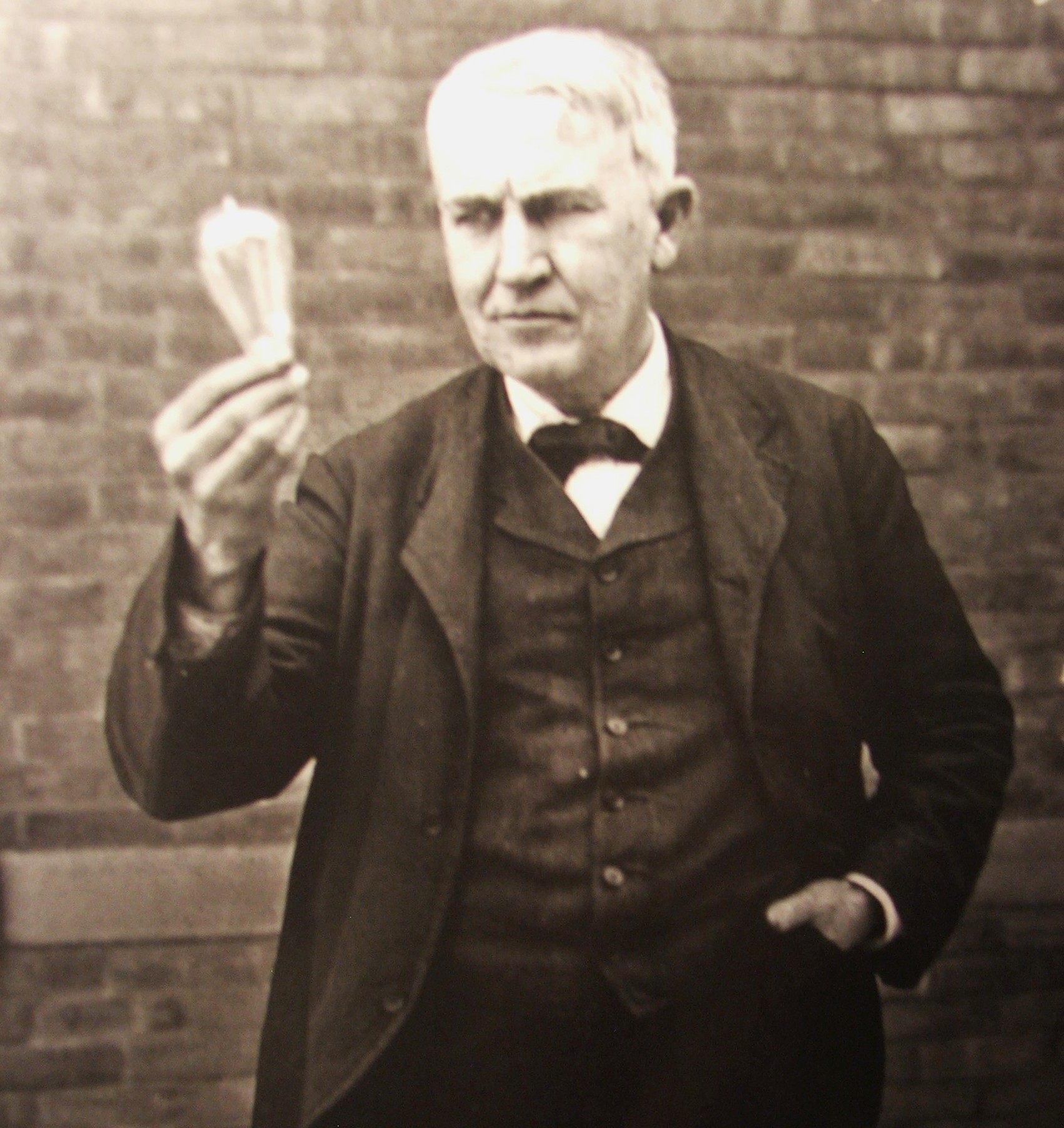 Cien años atrás, así veía Thomas Alva Edison el 2011